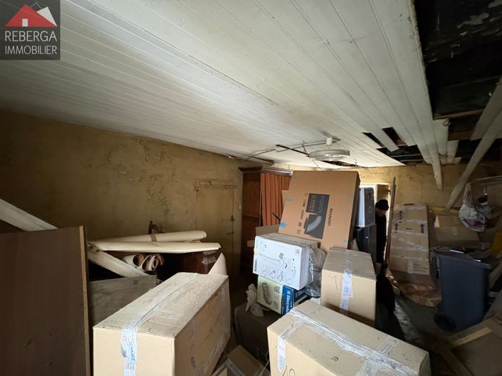 Image No.10-1 Bed House for sale