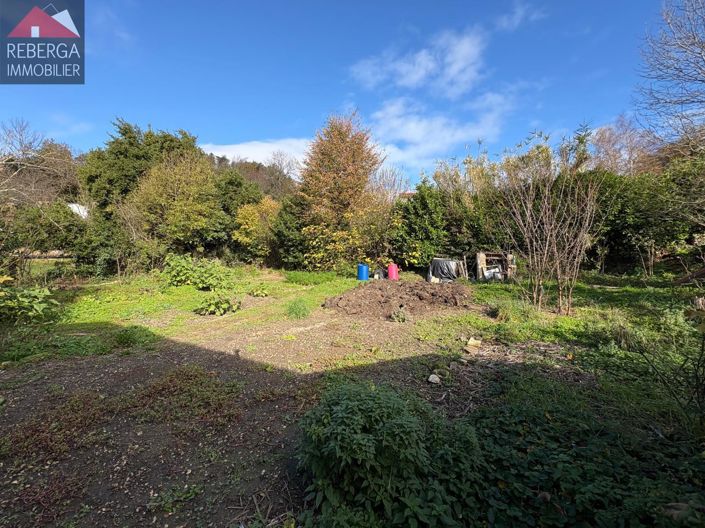 Image No.8-1 Bed House for sale