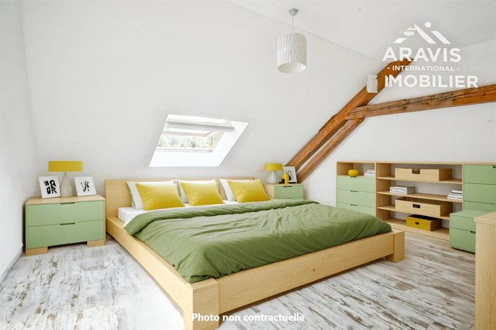 Image No.11-3 Bed House for sale