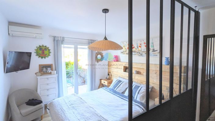 Image No.6-3 Bed House for sale