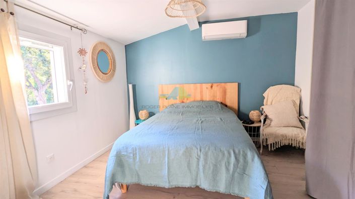 Image No.8-3 Bed House for sale