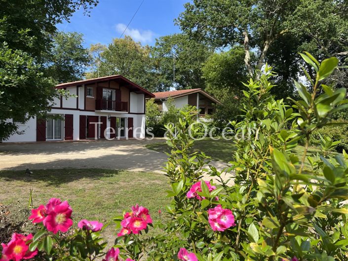 Image No.10-4 Bed House for sale