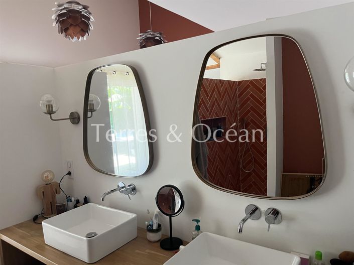 Image No.12-4 Bed House for sale