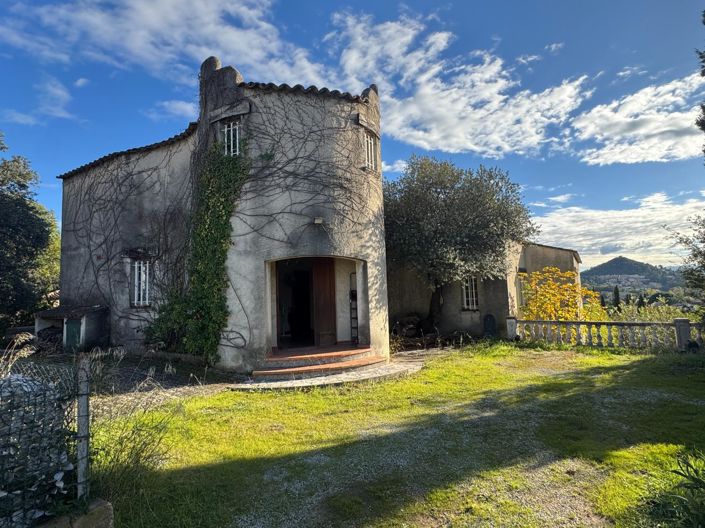 Image No.1-5 Bed House for sale