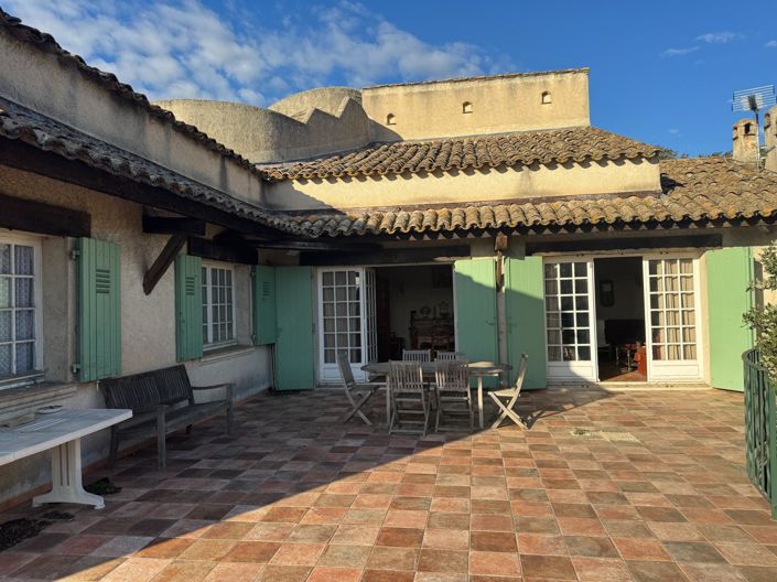 Image No.15-5 Bed House for sale