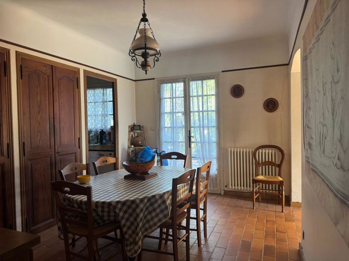 Image No.3-5 Bed House for sale