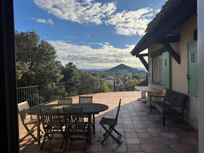 Image No.4-5 Bed House for sale