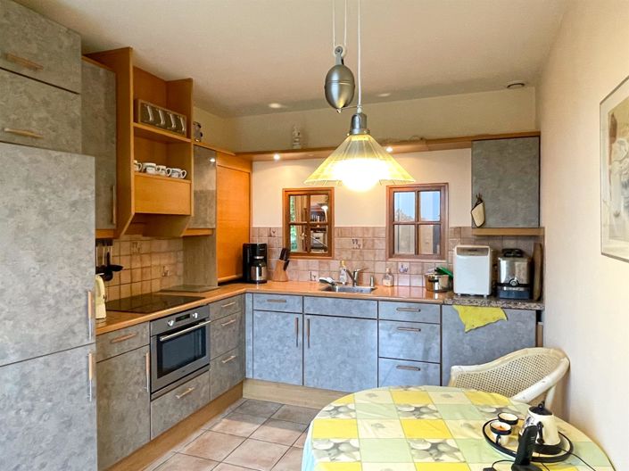 Image No.5-4 Bed House for sale