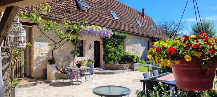 Image No.1-6 Bed House for sale