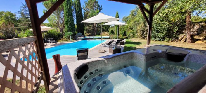 Image No.15-6 Bed House for sale