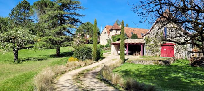 Image No.18-6 Bed House for sale