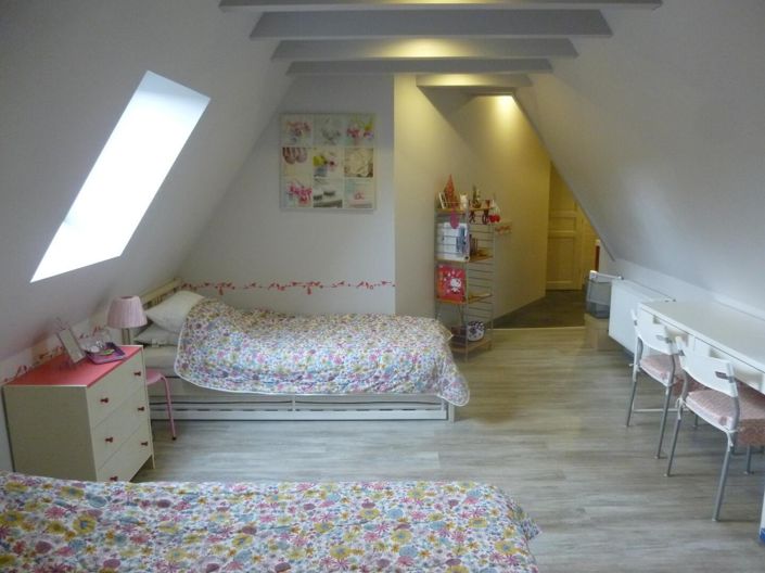 Image No.9-6 Bed House for sale