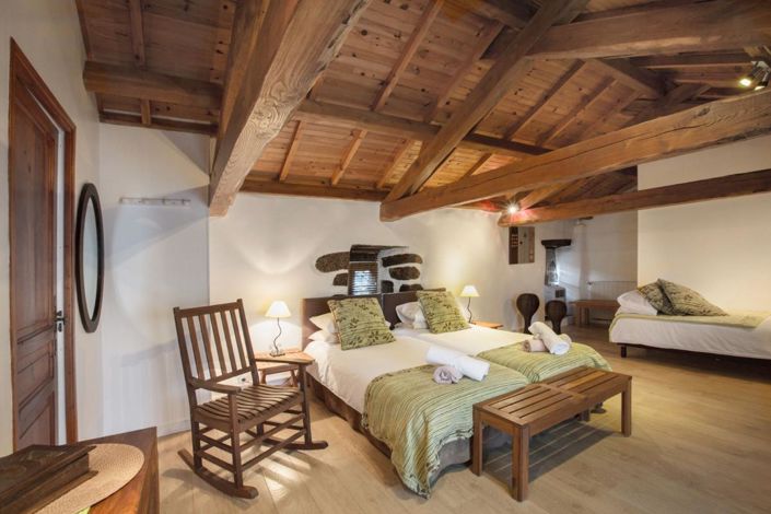 Image No.12-10 Bed House for sale