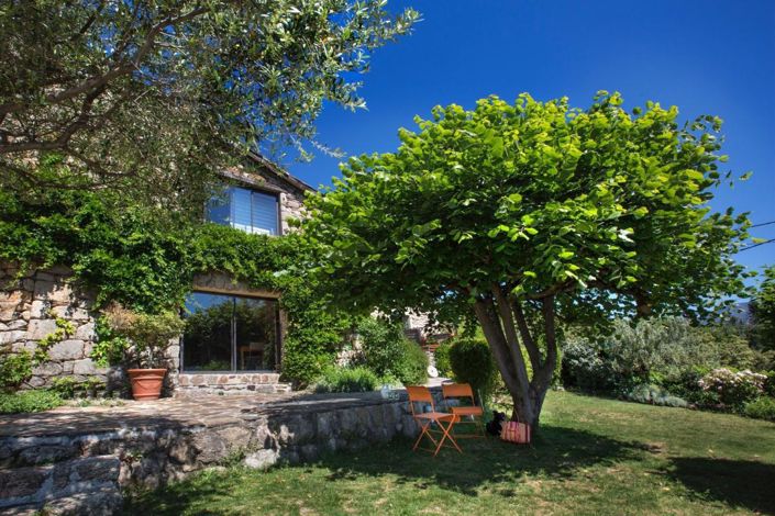 Image No.2-10 Bed House for sale