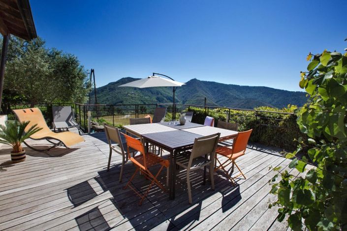 Image No.5-10 Bed House for sale