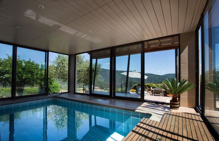 Image No.7-10 Bed House for sale