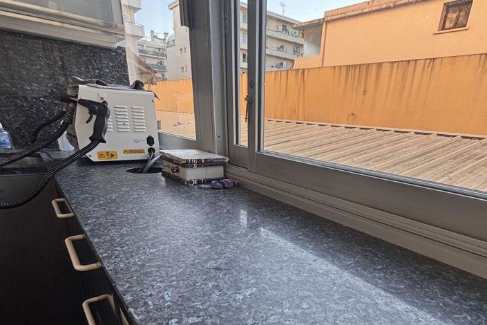 Image No.11-1 Bed Apartment for sale