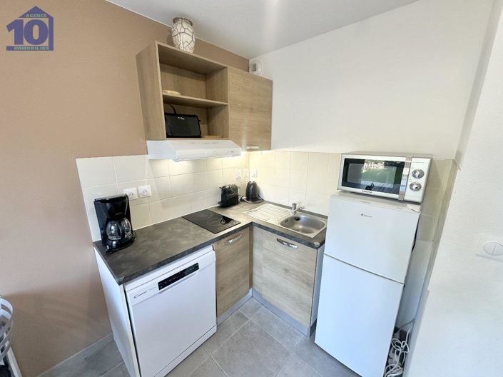 Image No.4-1 Bed House for sale