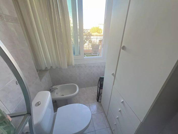 Image No.11-Apartment for sale