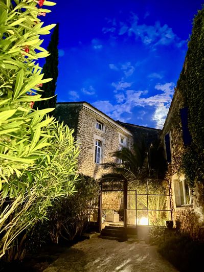 Image No.33-8 Bed House for sale