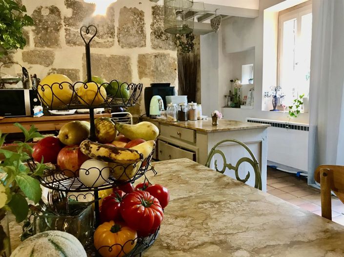 Image No.9-8 Bed House for sale