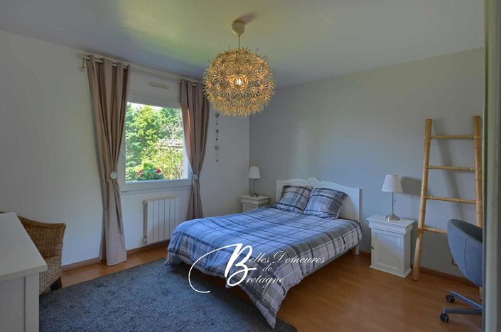 Image No.12-4 Bed House for sale