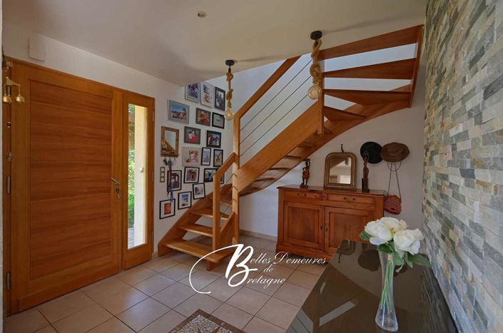 Image No.13-4 Bed House for sale