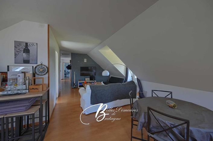 Image No.18-4 Bed House for sale