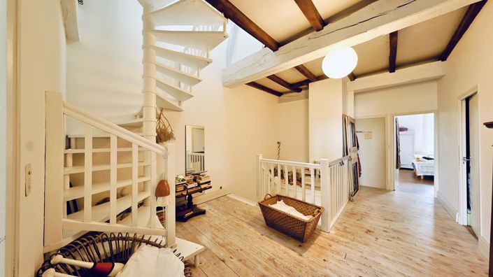 Image No.14-4 Bed House for sale