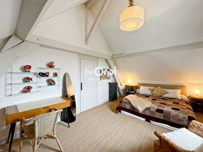 Image No.23-Maison de 6 chambres à vendre à Montluçon