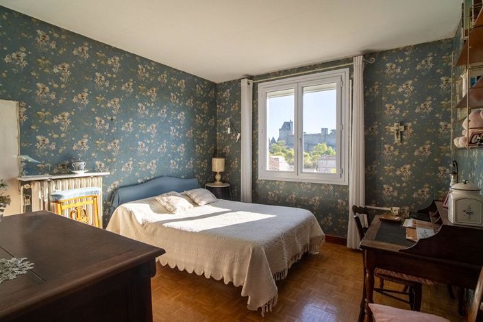 Image No.13-5 Bed House for sale