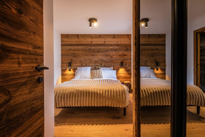 Image No.12-5 Bed House for sale