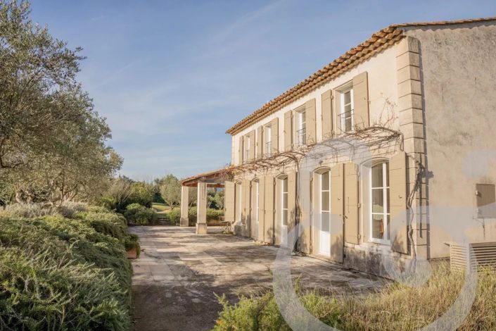 Image No.4-5 Bed House for sale