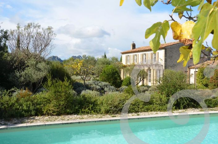 Image No.7-5 Bed House for sale