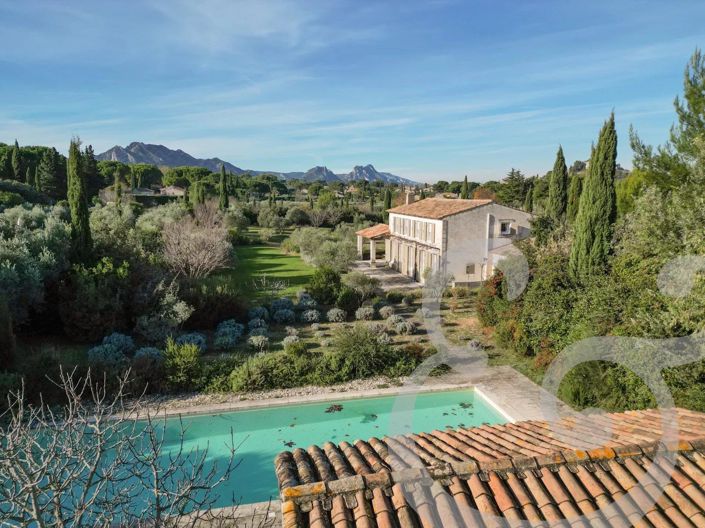 Image No.8-5 Bed House for sale