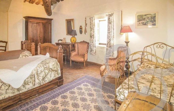 Image No.16-3 Bed House for sale