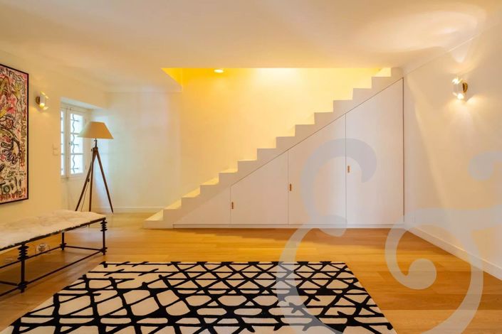 Image No.15-4 Bed House for sale