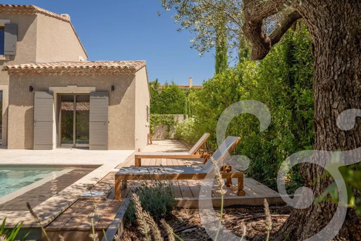 Image No.6-4 Bed House for sale