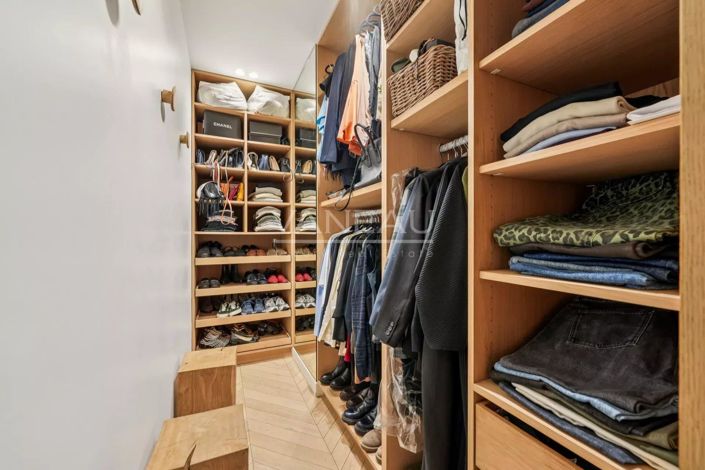 Image No.8-3 Bed Apartment for sale