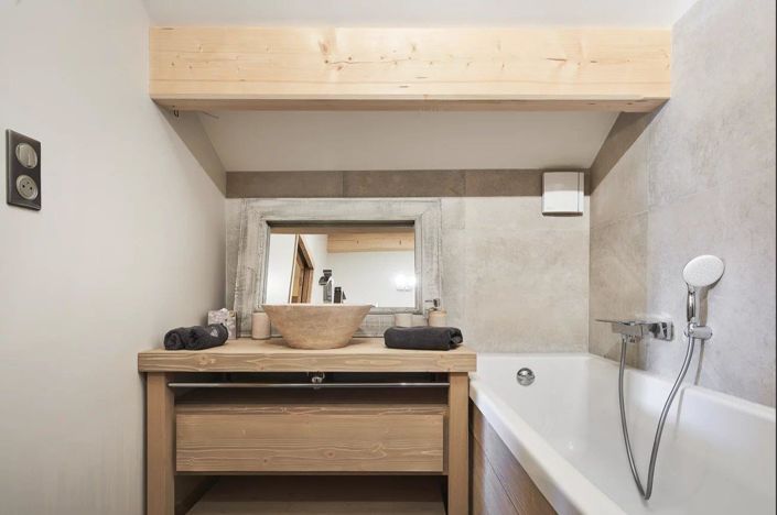 Image No.23-6 Bed House for sale