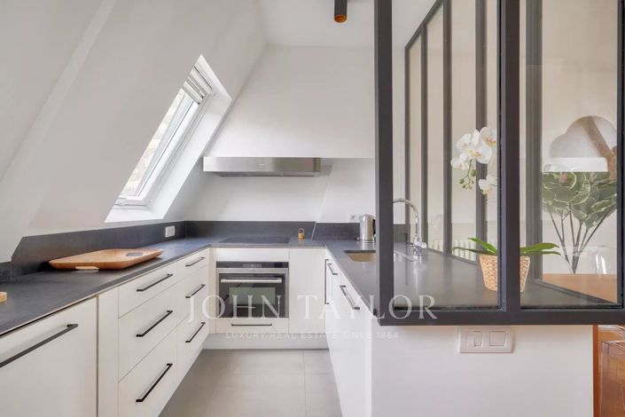 Image No.9-2 Bed Apartment for sale