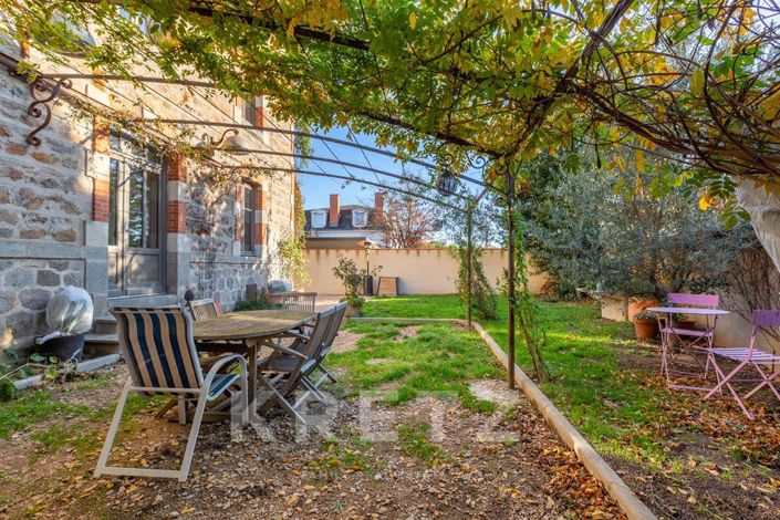 Image No.2-3 Bed House for sale