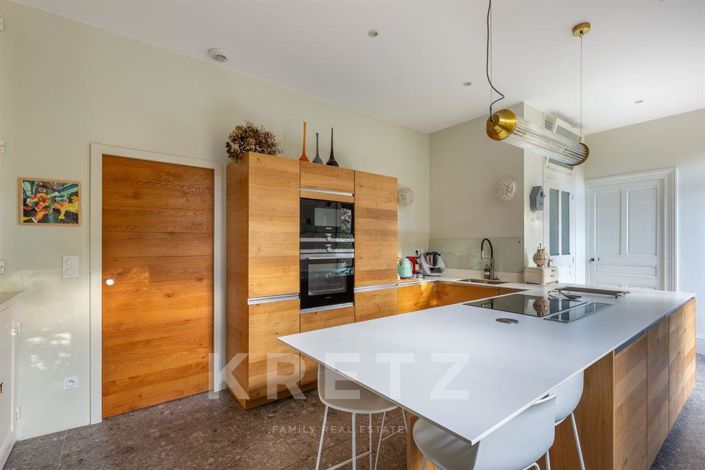 Image No.7-3 Bed House for sale