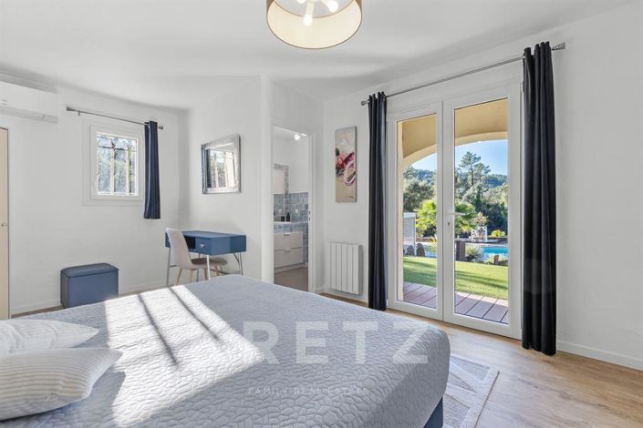 Image No.13-6 Bed House for sale