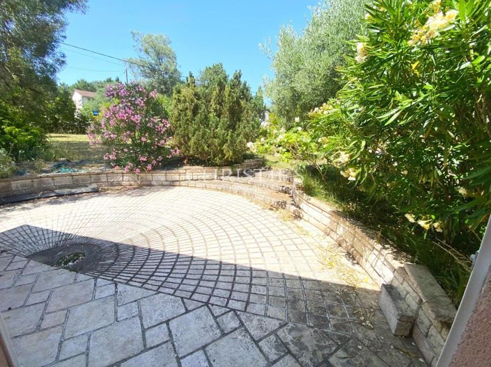 Image No.10-5 Bed House for sale