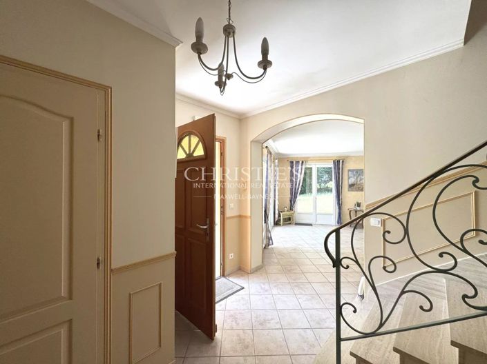 Image No.13-5 Bed House for sale