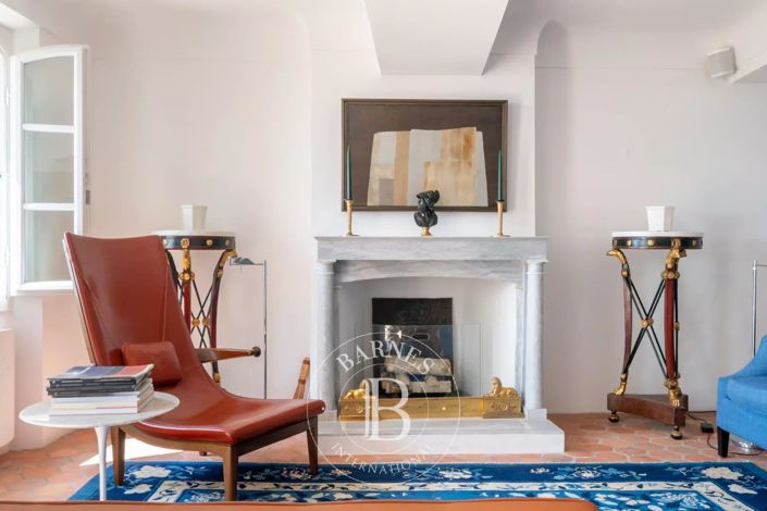 Image No.34-6 Bed House for sale