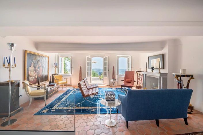 Image No.7-6 Bed House for sale