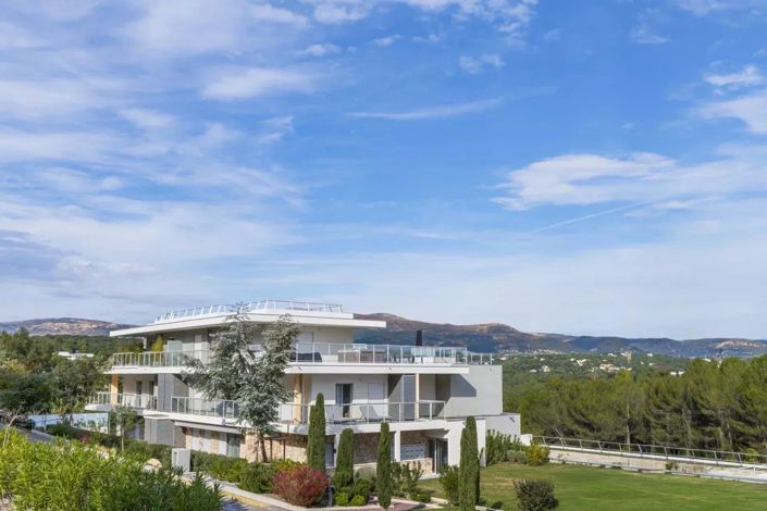 Image No.2-3 Bed Property for sale