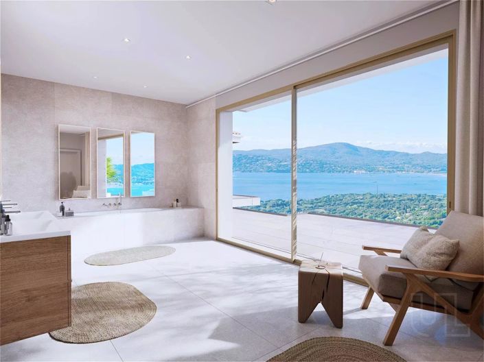 Image No.5-5 Bed House for sale